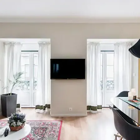 Deluxe Lisbon